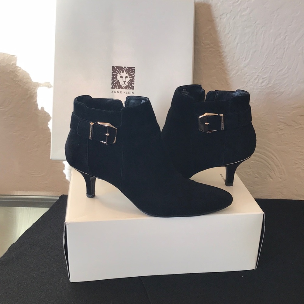 Anne Klein black booties with gold details